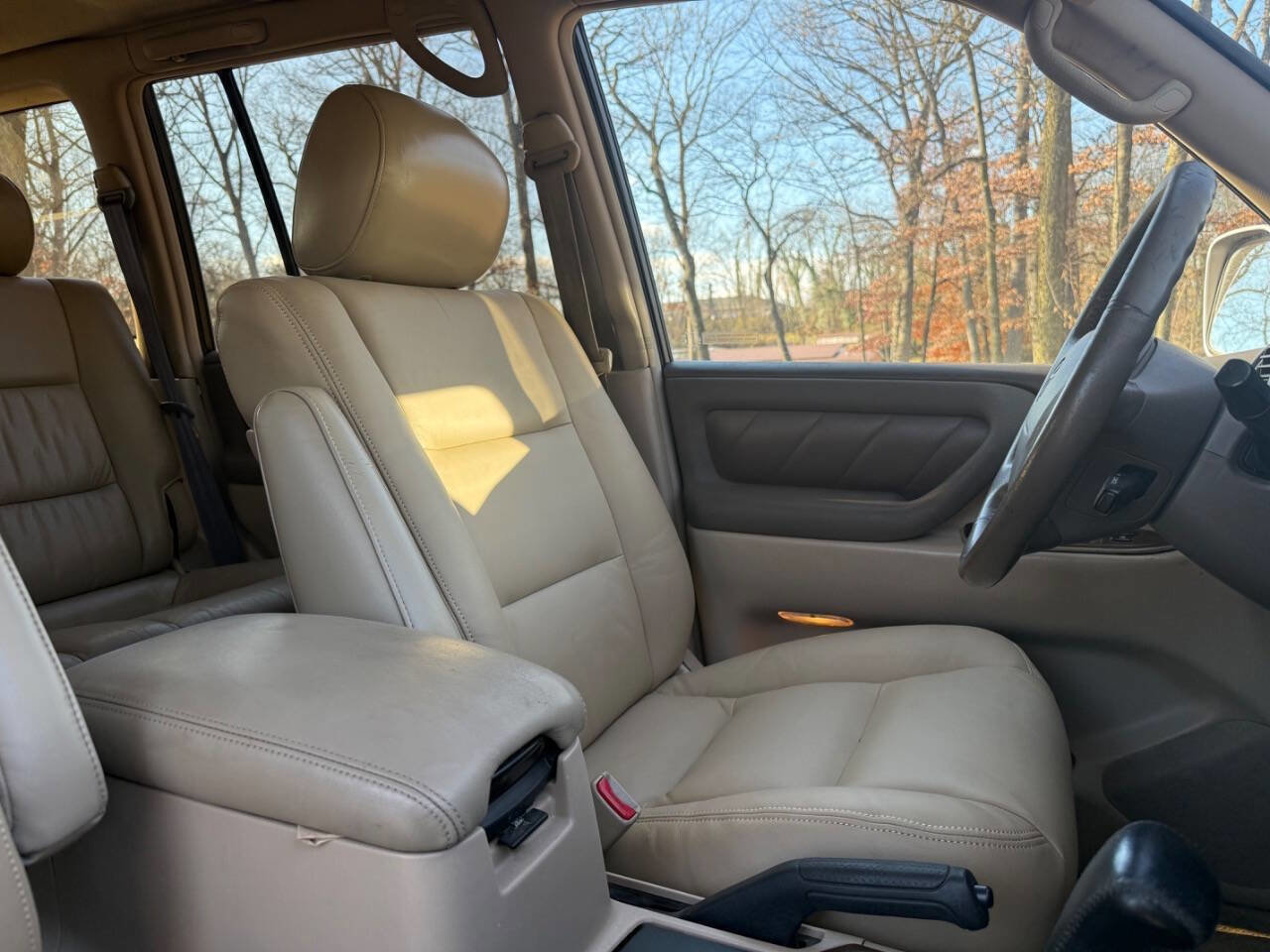 Used 2000 Toyota Land Cruiser Base AWD 4dr SUV image 55