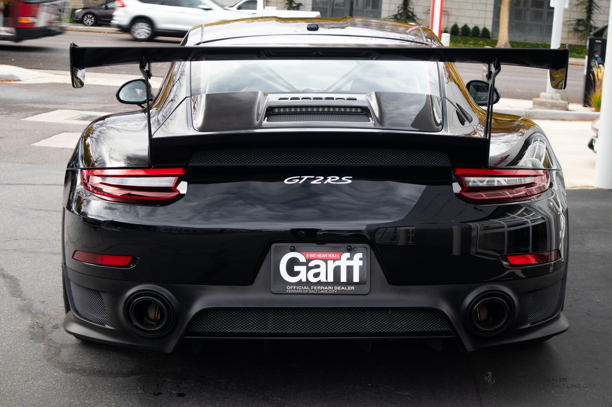 Used 2018 Porsche 911 GT2 RS RWD image 4