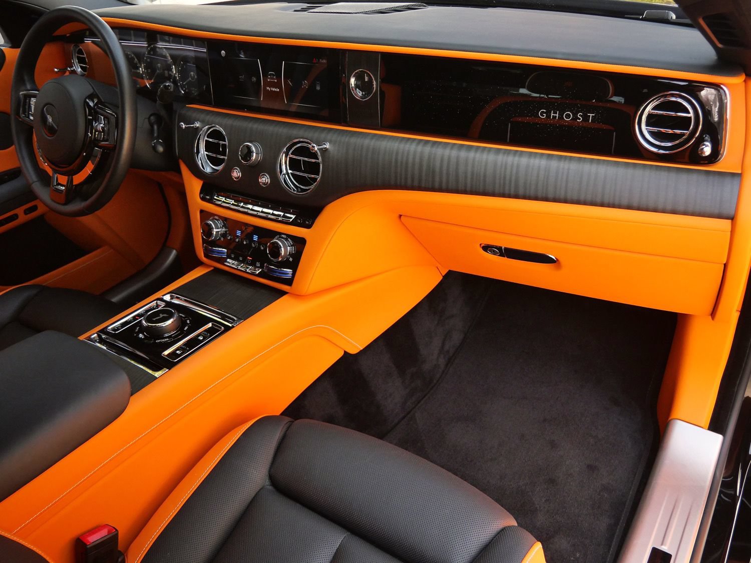 Certified 2021 Rolls-Royce Ghost AWD/4WD image 18