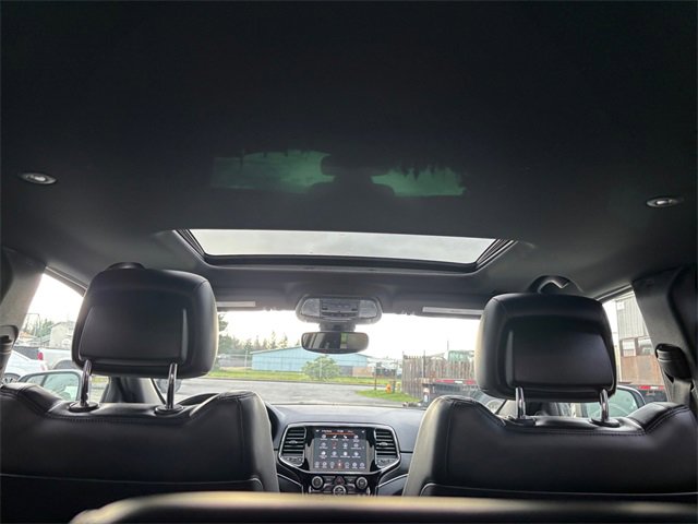 Used 2020 Jeep Grand Cherokee Limited w/ Trailer Tow Group IV image 22