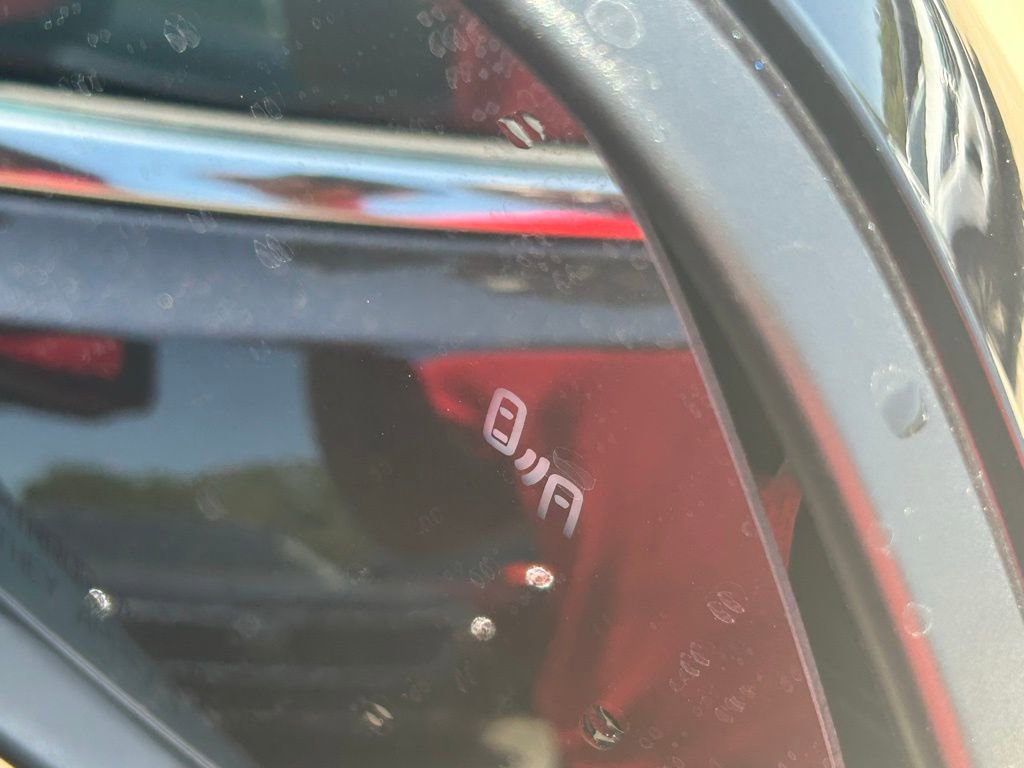 Used 2025 Volkswagen Atlas SE w/ Panoramic Sunroof Package image 19