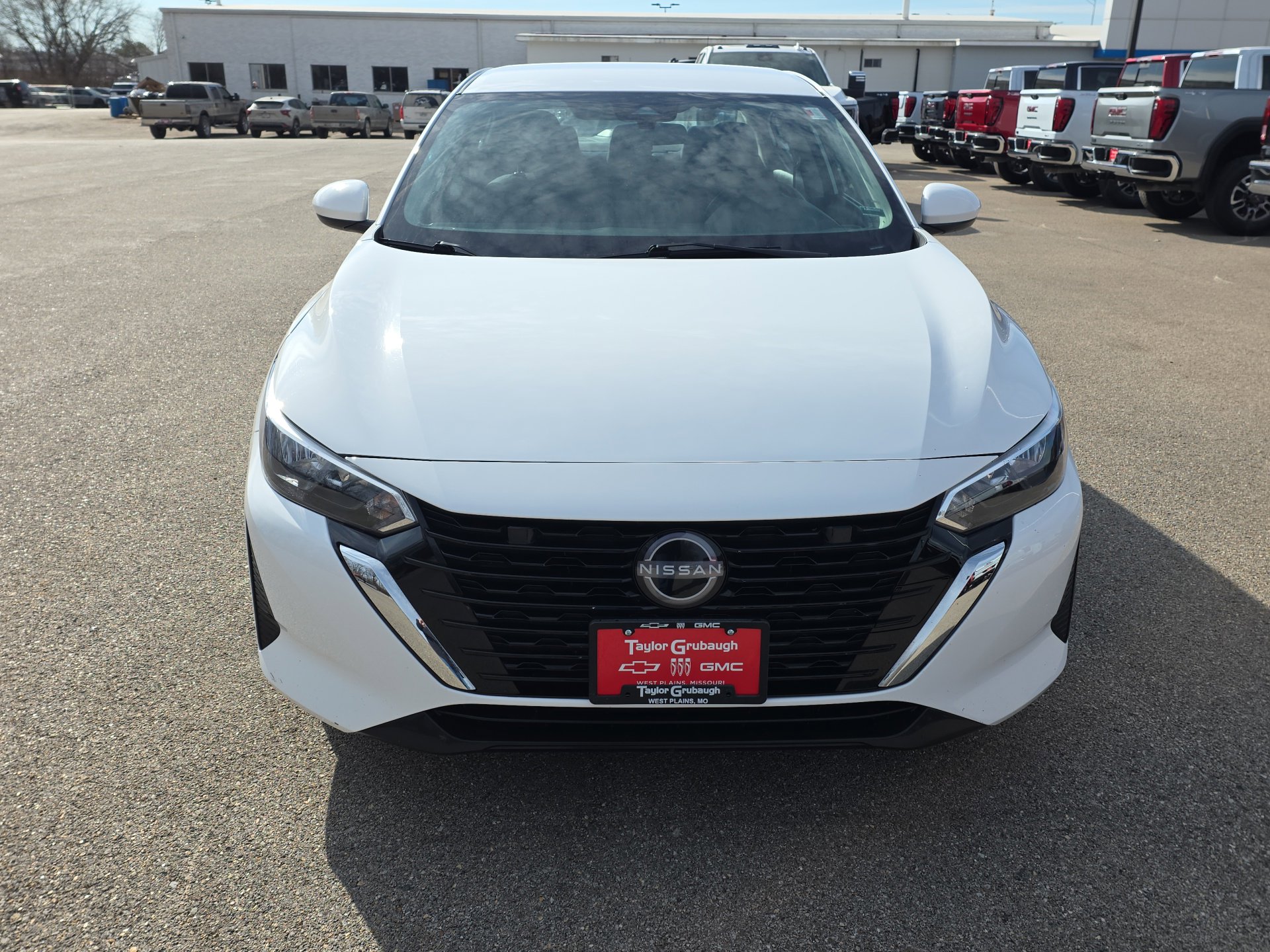 Used 2024 Nissan Sentra SV image 3