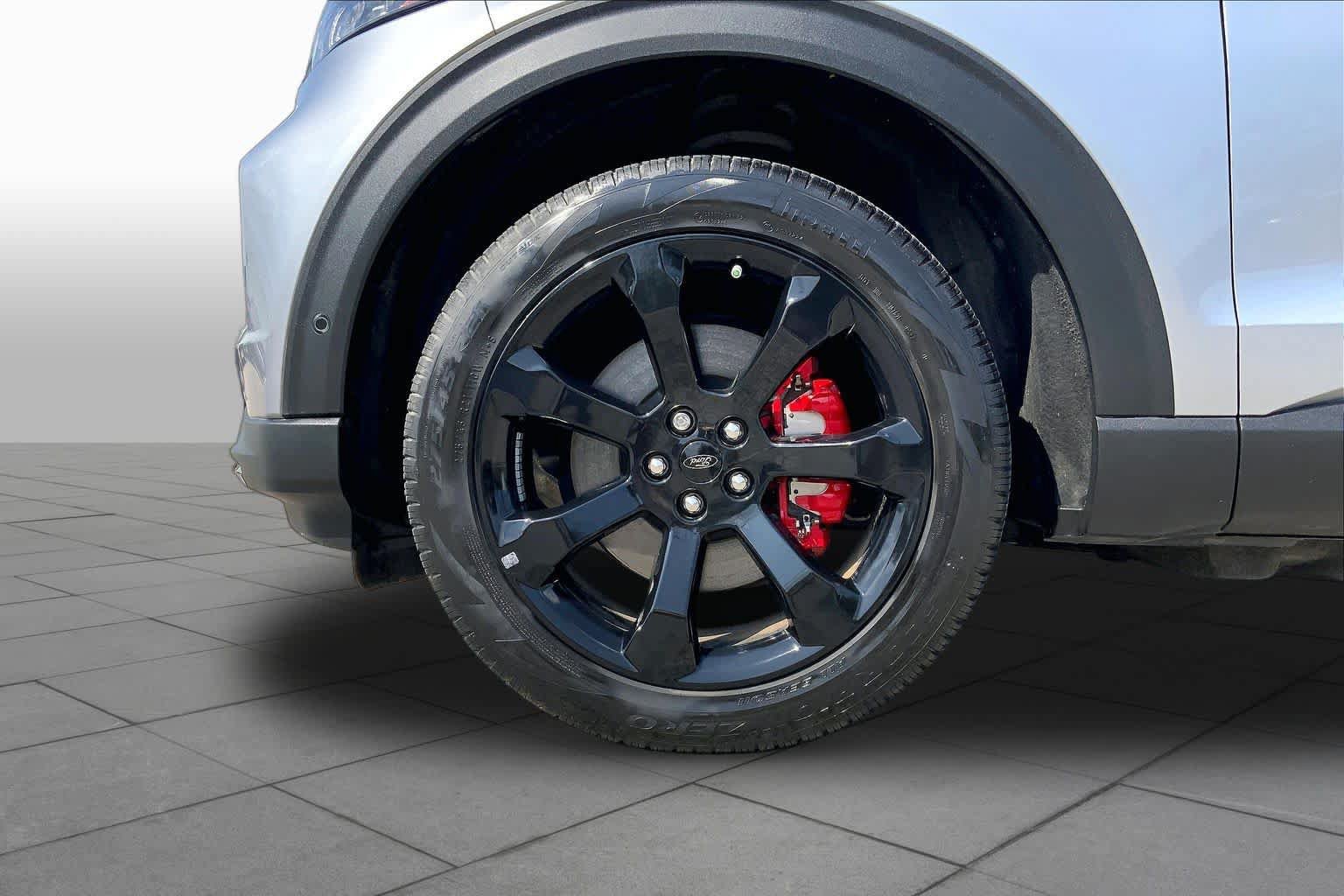 Used 2022 Ford Explorer ST w/ Equipment Group 401A AWD/4WD image 11