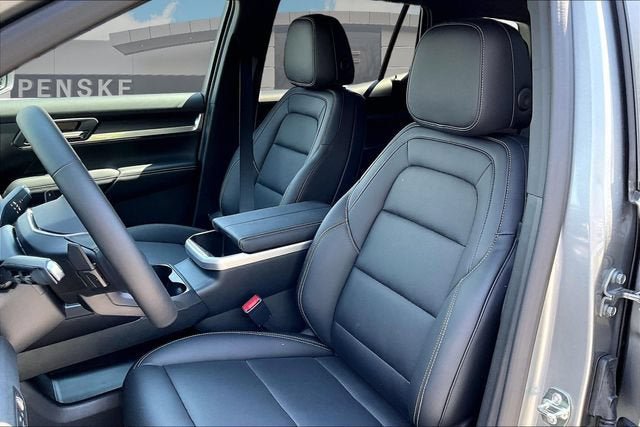 New 2026 GMC Terrain Elevation w/ Elevation Premium Package AWD/4WD image 10
