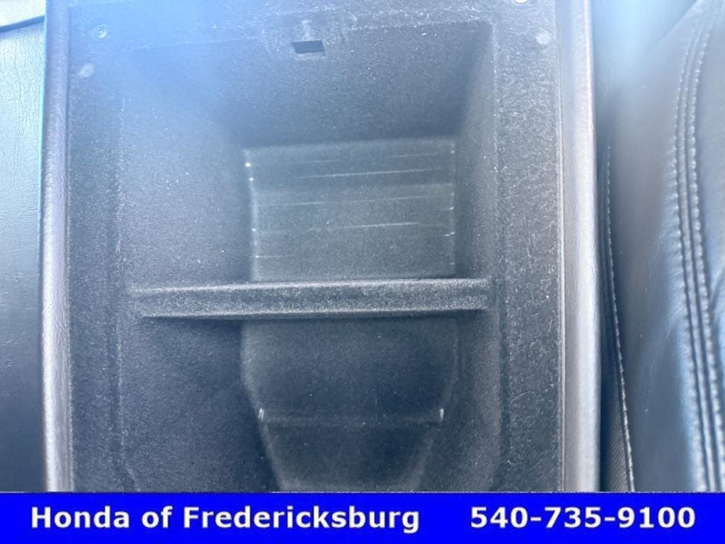 Used 2007 Cadillac XLR image 33