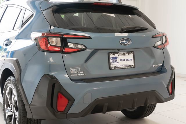 Used 2024 Subaru Crosstrek 2.0i Premium AWD/4WD image 9