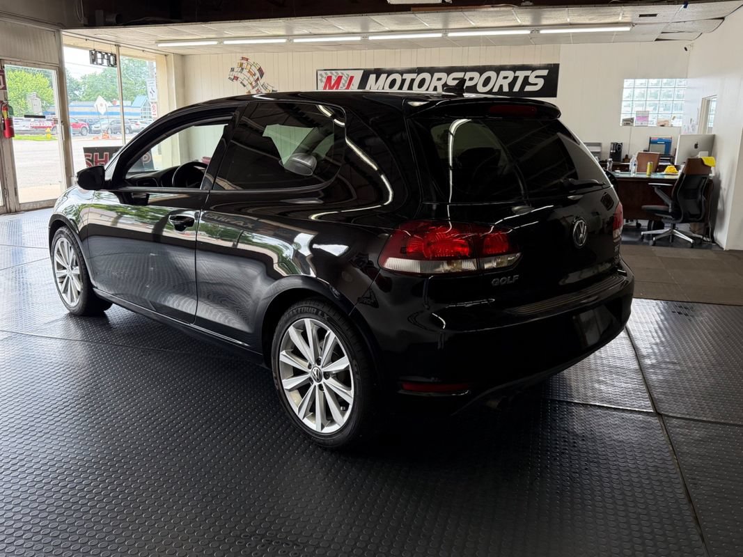 Used 2012 Volkswagen Golf TDI FWD image 5
