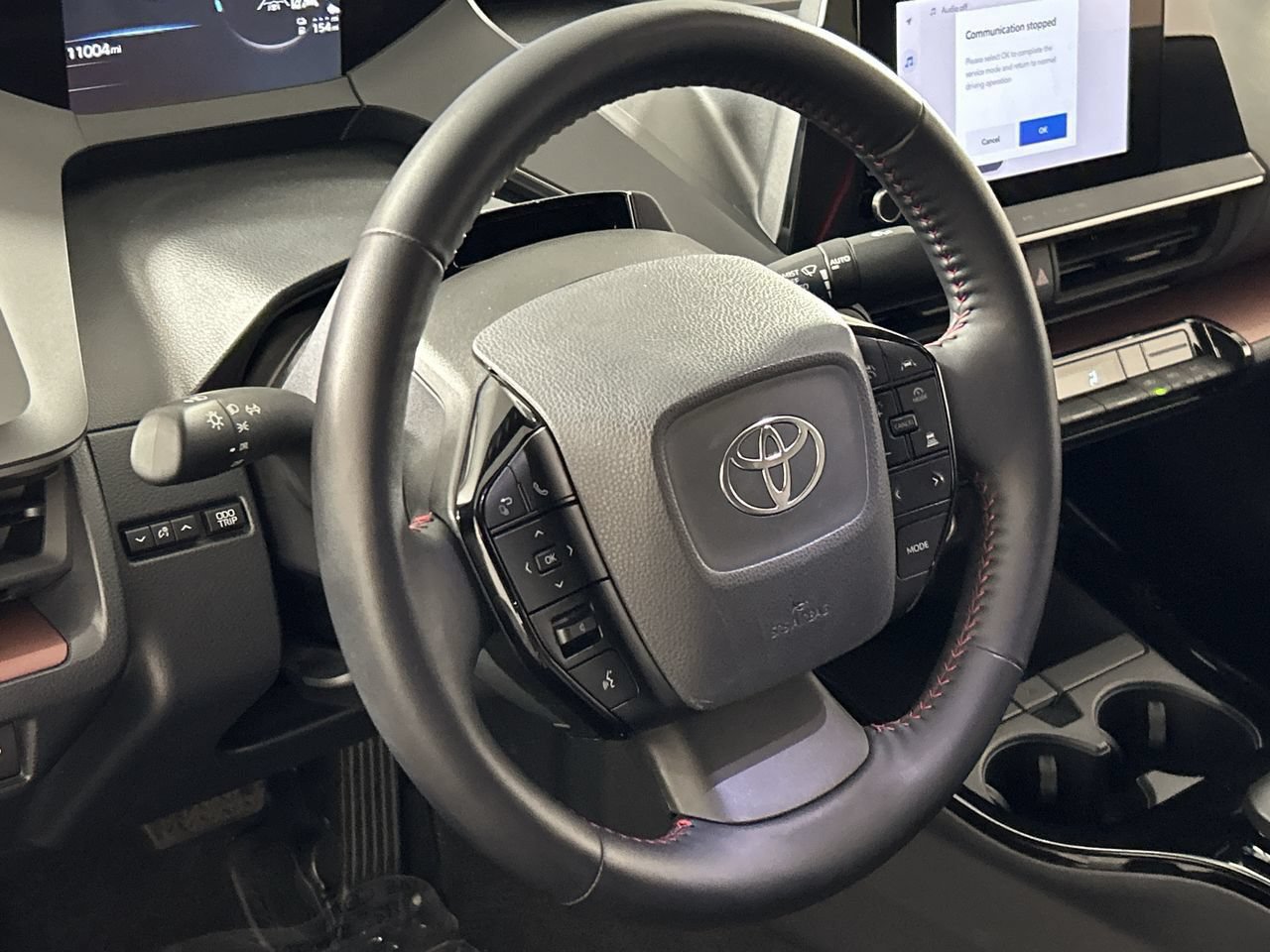 Used 2025 Toyota Prius Plug-In Hybrid FWD image 14