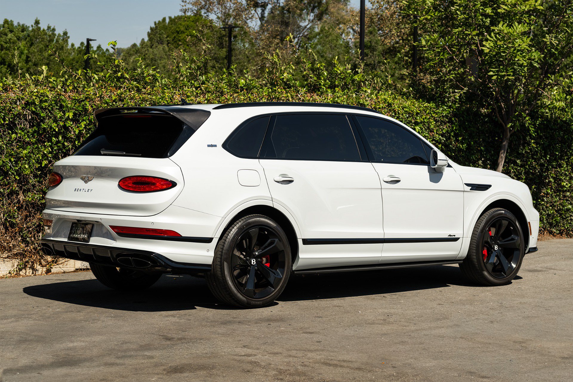 Used 2023 Bentley Bentayga Extended Wheelbase AWD/4WD image 8