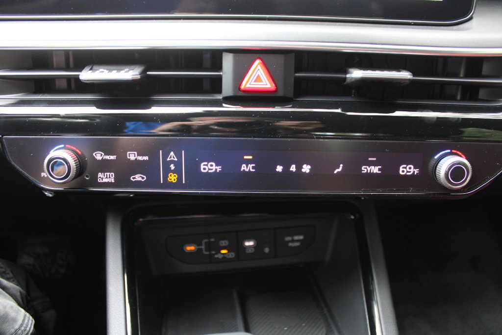 New 2026 Kia K5 GT-Line w/ GT-Line Red Interior Package FWD image 36