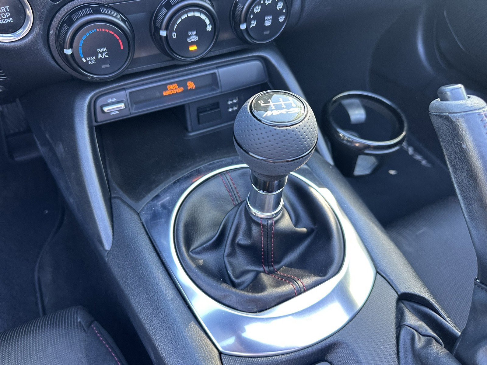 Used 2017 MAZDA MX-5 Miata RF Club RWD image 20