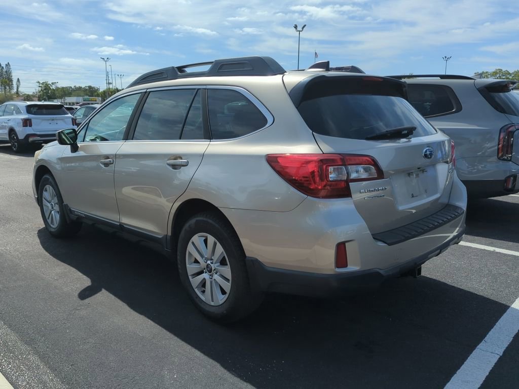 Used 2017 Subaru Outback 2.5i Premium image 8