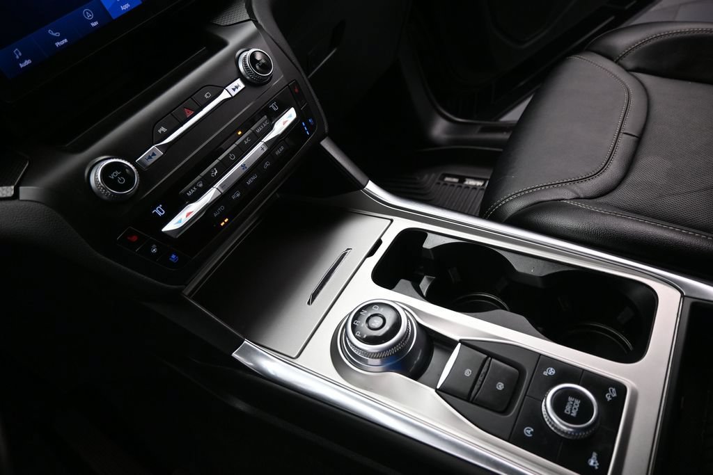 Used 2020 Ford Explorer ST AWD/4WD image 16