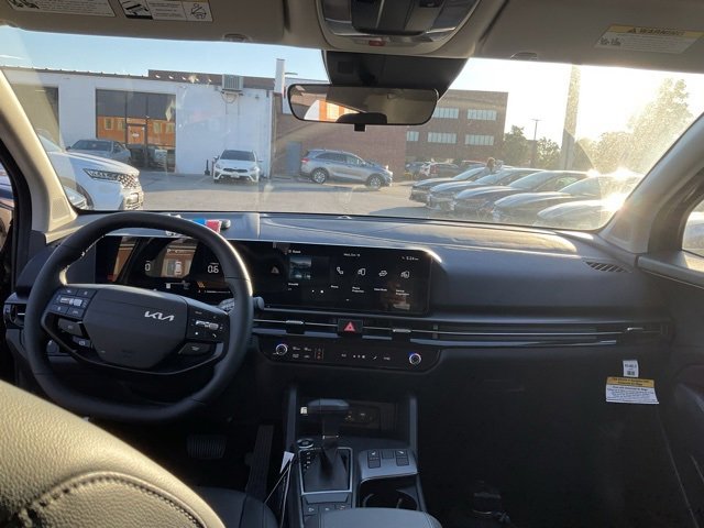 New 2026 Kia Sportage EX image 3