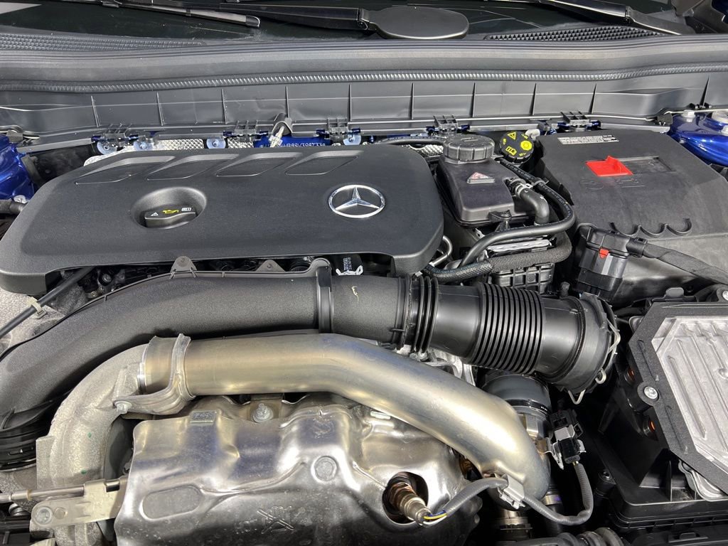 Certified 2025 Mercedes-Benz GLB 250 4MATIC image 23
