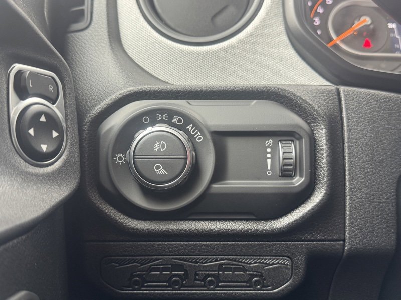 New 2026 Jeep Gladiator Willys image 32