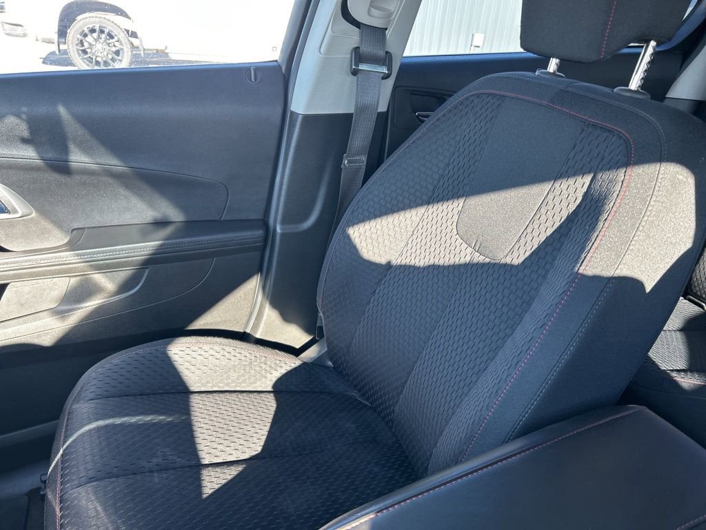Used 2015 Chevrolet Equinox LS FWD image 24