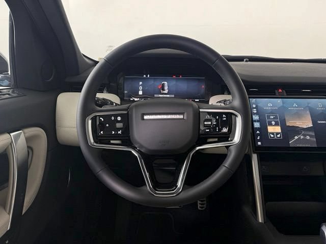 New 2026 Land Rover Discovery Sport Landmark AWD/4WD image 23