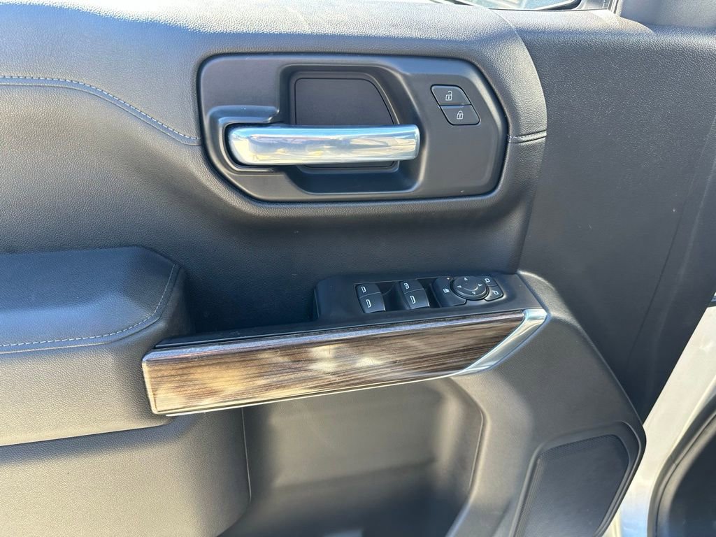 Used 2021 Chevrolet Silverado 1500 LT w/ Z71 Off-Road Package image 22