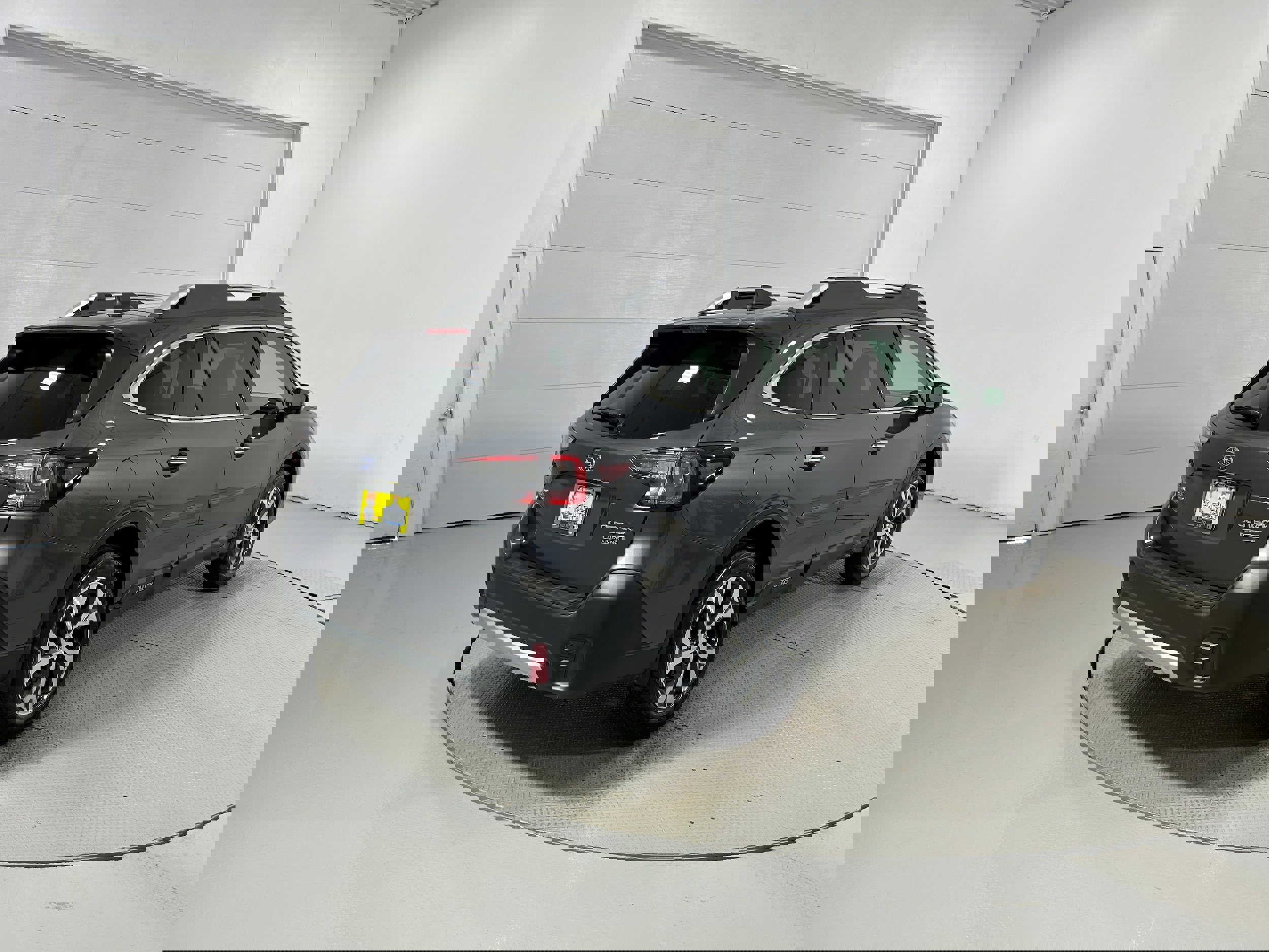 Used 2022 Subaru Outback Touring image 37