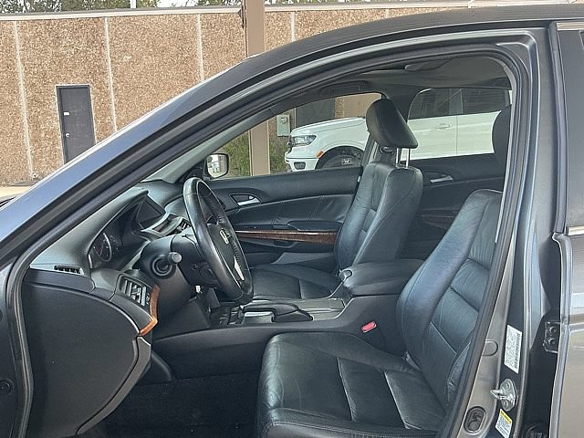 Used 2011 Honda Accord EX-L image 17