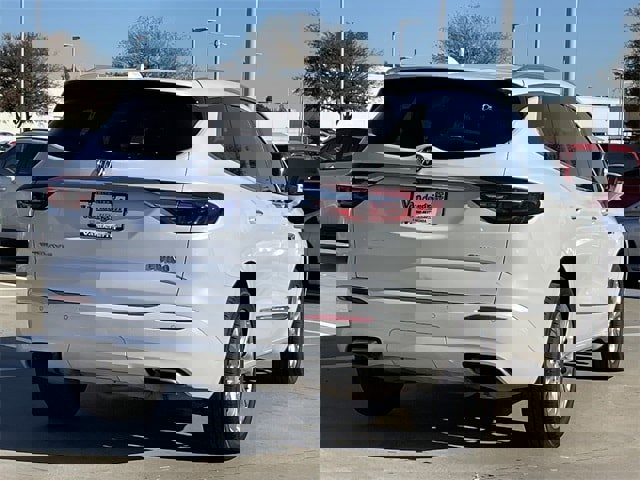 Used 2020 Buick Enclave Avenir w/ Avenir Technology Package image 4