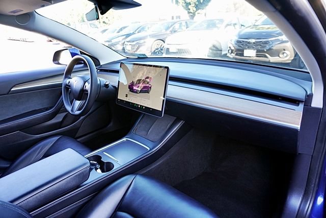 Used 2022 Tesla Model 3 Long Range AWD/4WD image 10