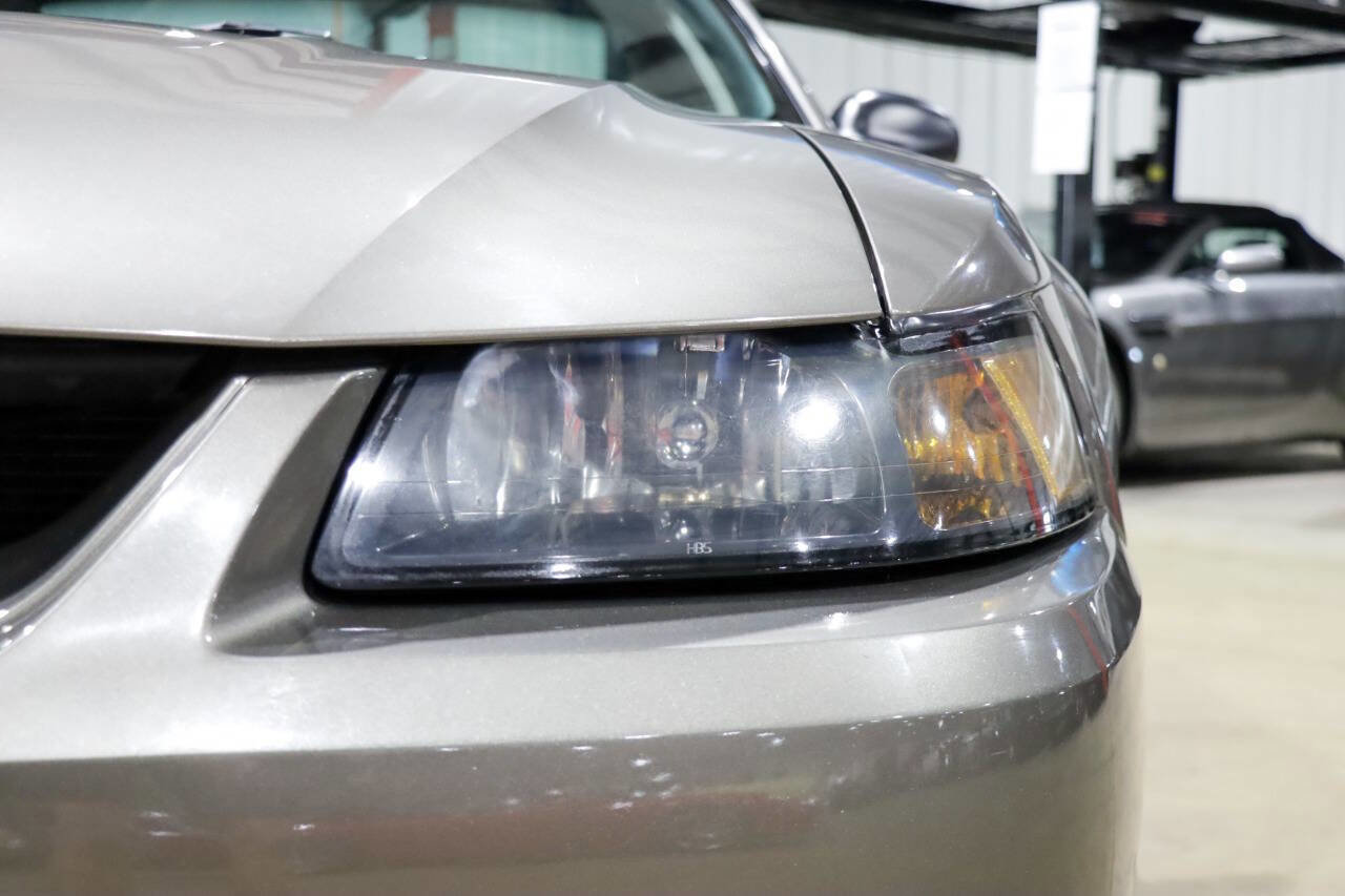 Used 2001 Ford Mustang Cobra image 33