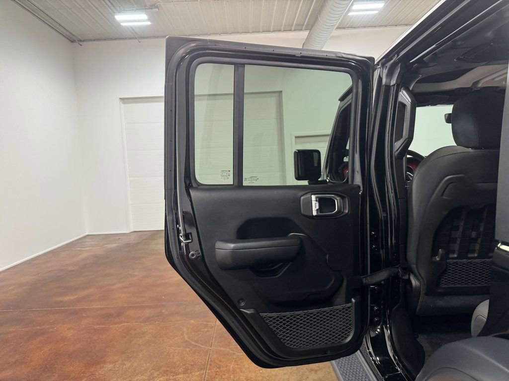 Used 2019 Jeep Wrangler Unlimited Rubicon image 46