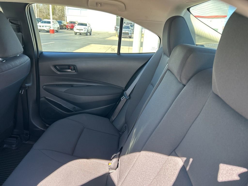 Used 2024 Toyota Corolla LE image 12