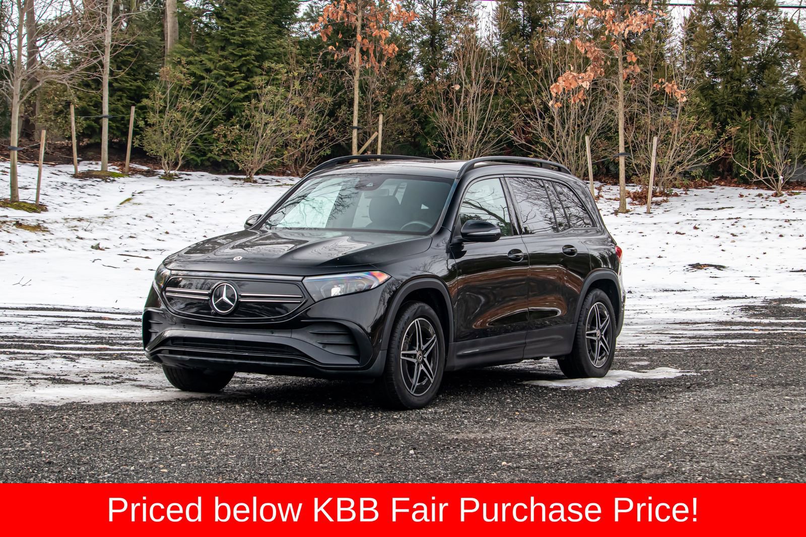 Used 2023 Mercedes-Benz EQB 300 4MATIC w/ AMG Night Package image 1