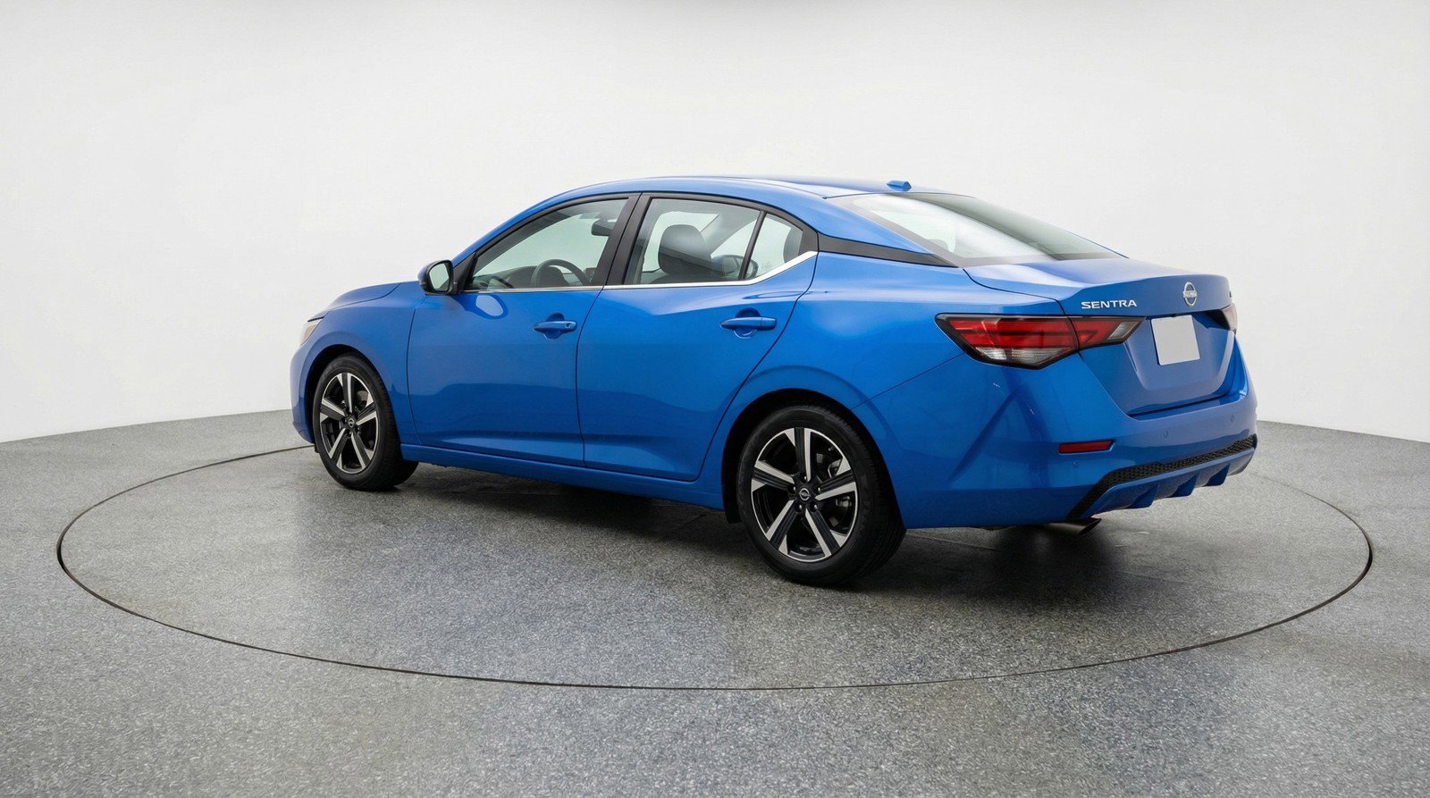 Used 2025 Nissan Sentra SV image 5