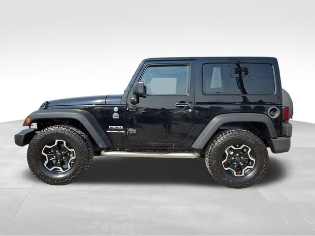 Used 2012 Jeep Wrangler Sport w/ Connectivity Group AWD/4WD image 10