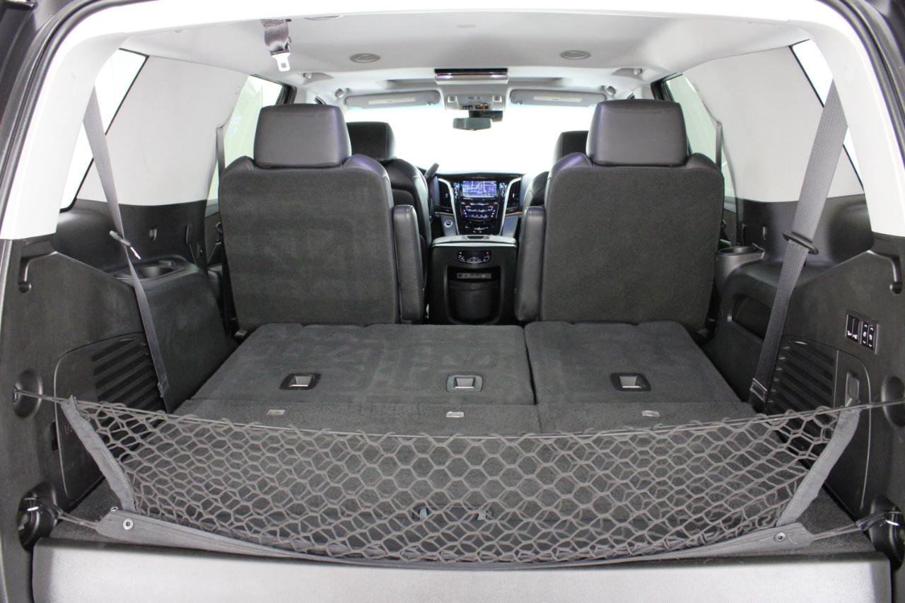 Used 2018 Cadillac Escalade Premium Luxury image 75