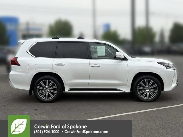 Used 2017 Lexus LX 570 4WD w/ Luxury Package image 10