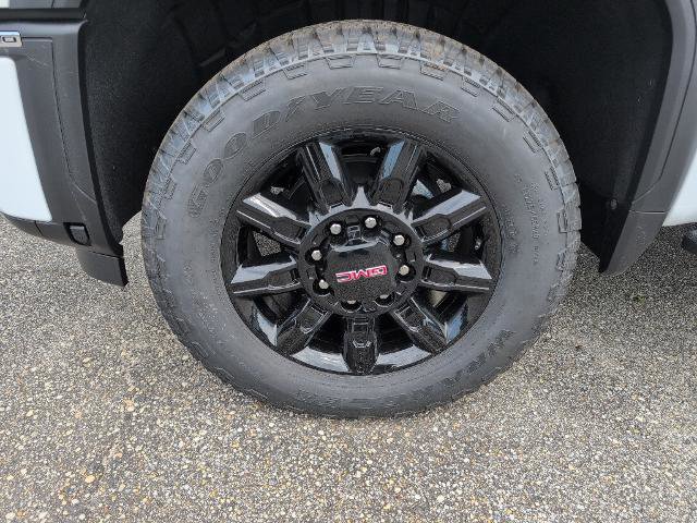 New 2025 GMC Sierra 2500 AT4 w/ AT4 Premium Plus Package image 3