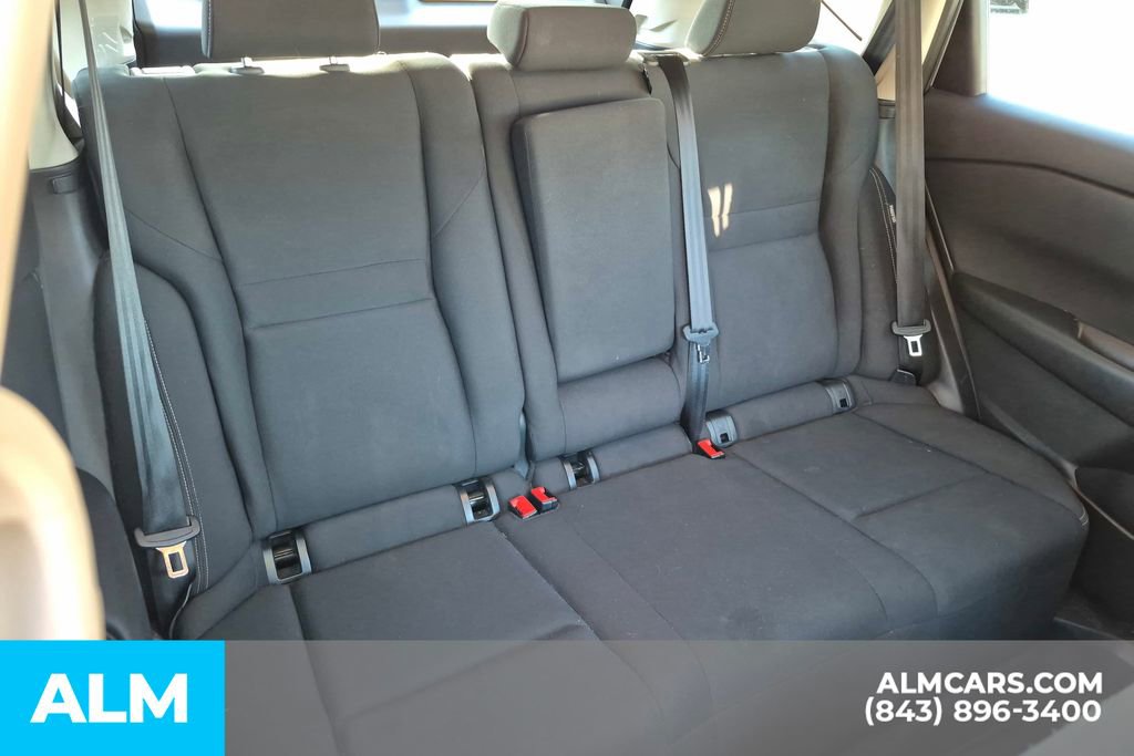 Used 2024 Nissan Rogue S image 21