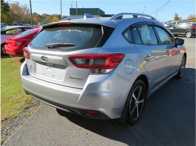 Used 2022 Subaru Impreza 2.0i Premium image 2