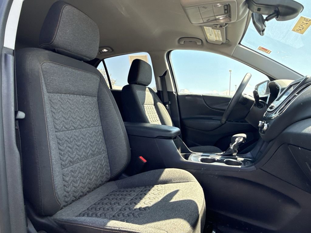 Used 2024 Chevrolet Equinox LT image 25