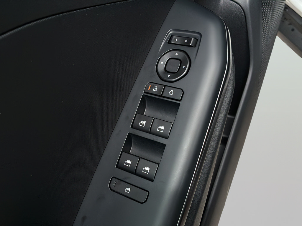 New 2026 Kia K4 FWD image 10