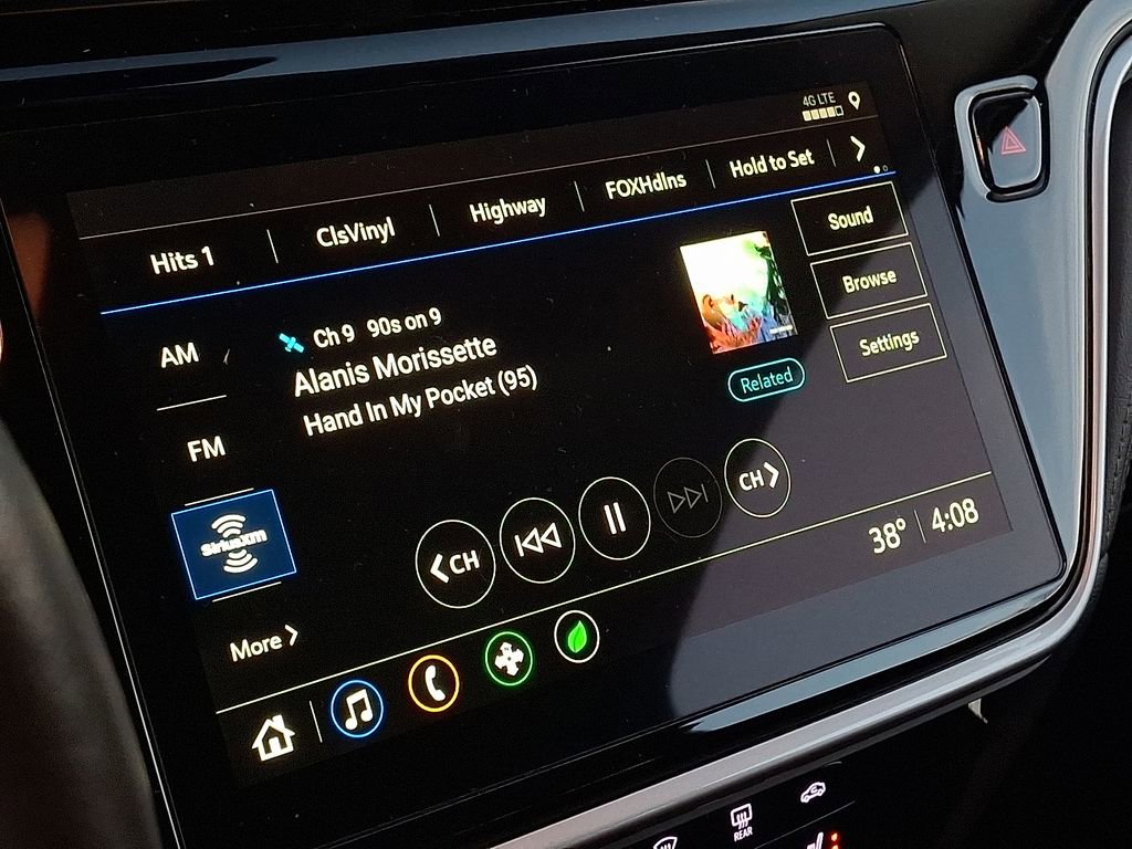 Certified 2023 Chevrolet Bolt EUV LT w/ Comfort Package image 16