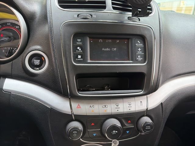 Used 2019 Dodge Journey SE FWD image 7