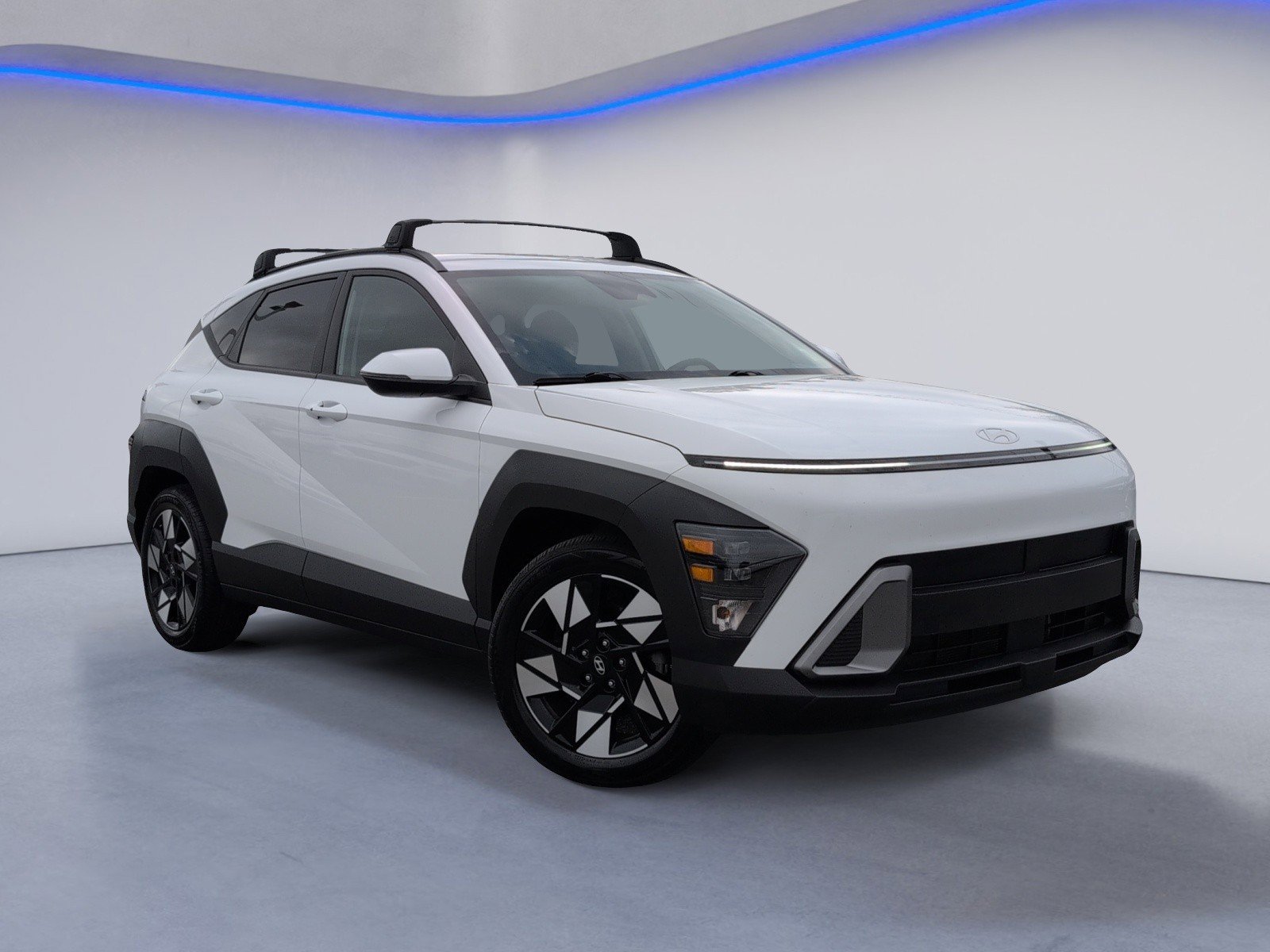 Used 2024 Hyundai Kona SEL image 2
