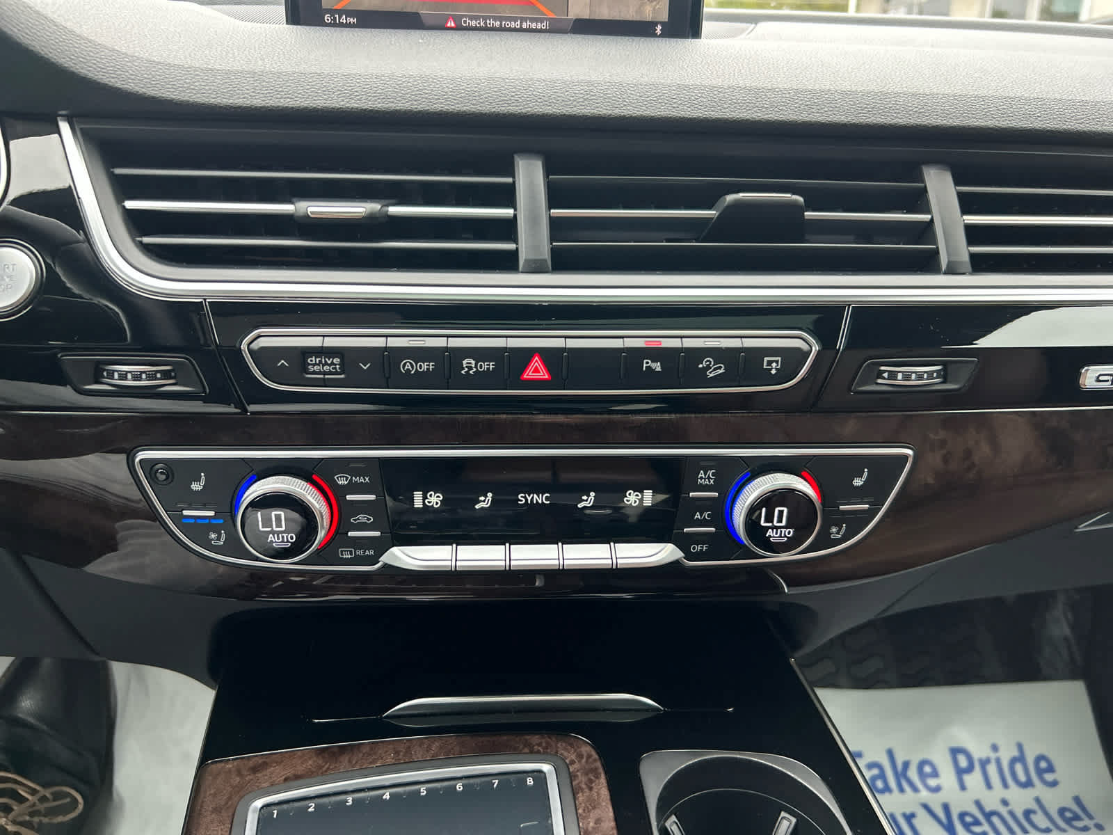 Used 2017 Audi Q7 3.0T Prestige AWD/4WD image 19