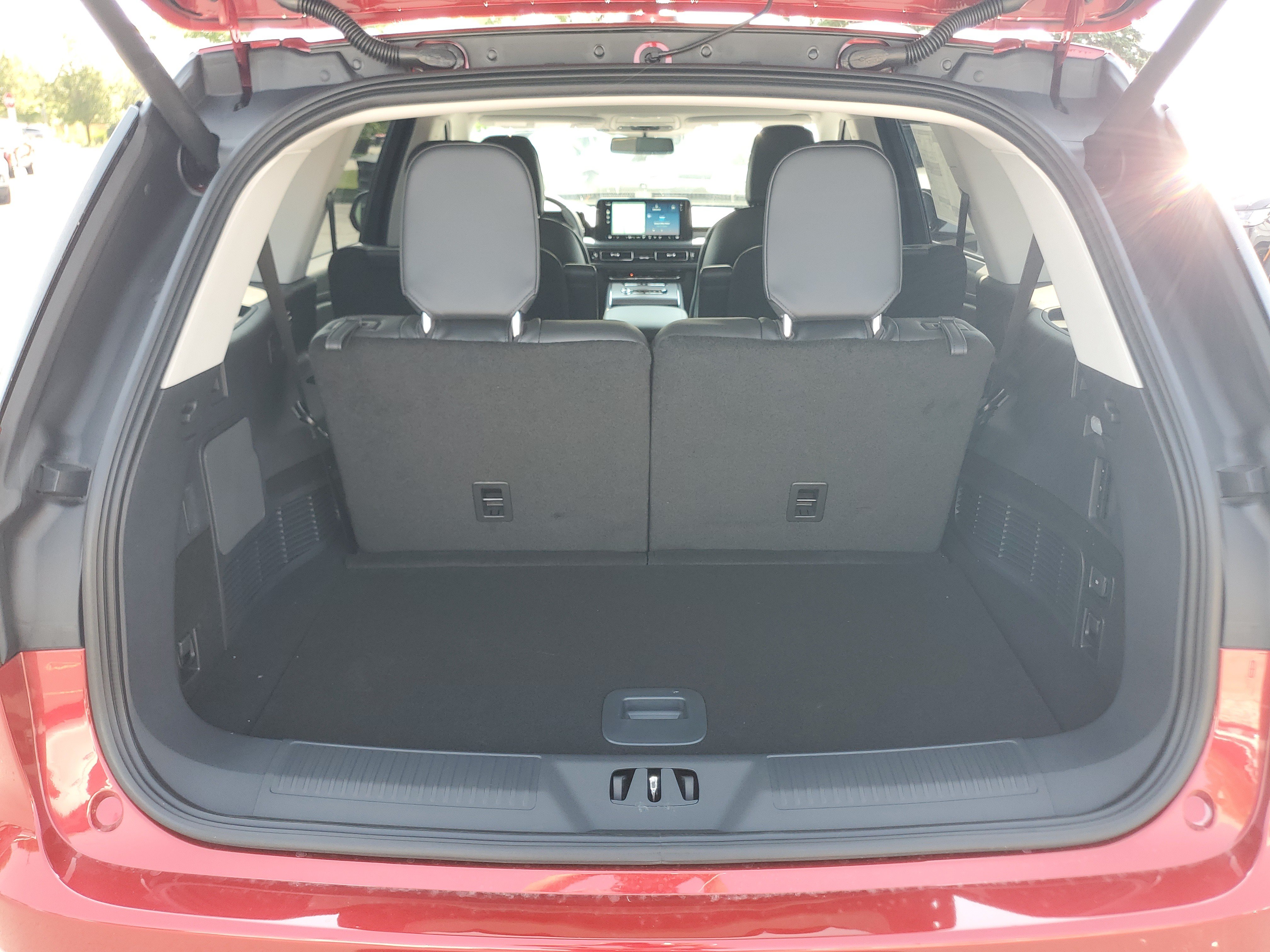 New 2026 Lincoln Aviator AWD image 28