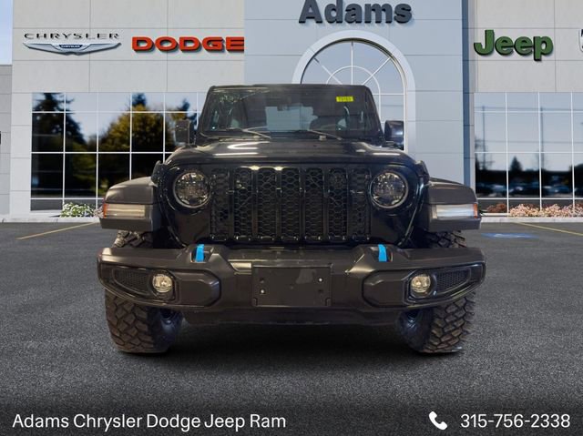 Used 2023 Jeep Wrangler Unlimited w/ Sun & Screen Package image 2