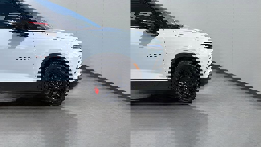 Used 2023 Chevrolet Blazer LT image 54