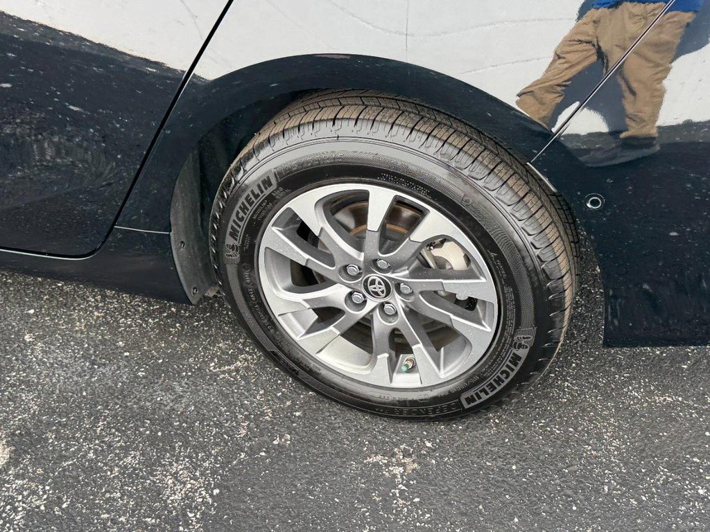 Used 2021 Toyota Prius image 5