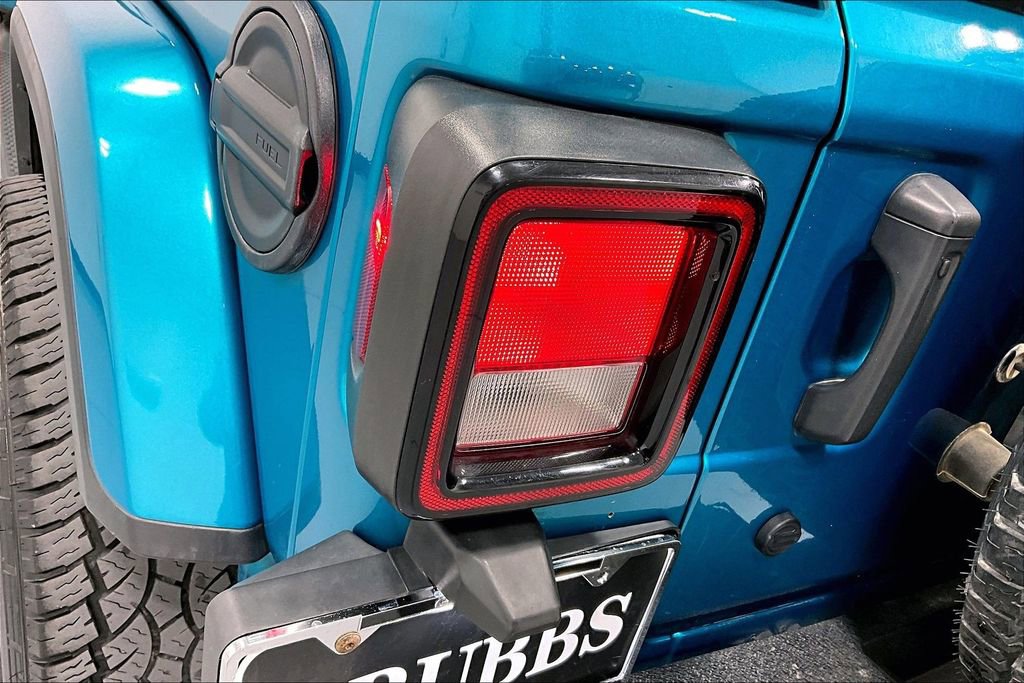 Used 2020 Jeep Wrangler Unlimited Sahara image 39