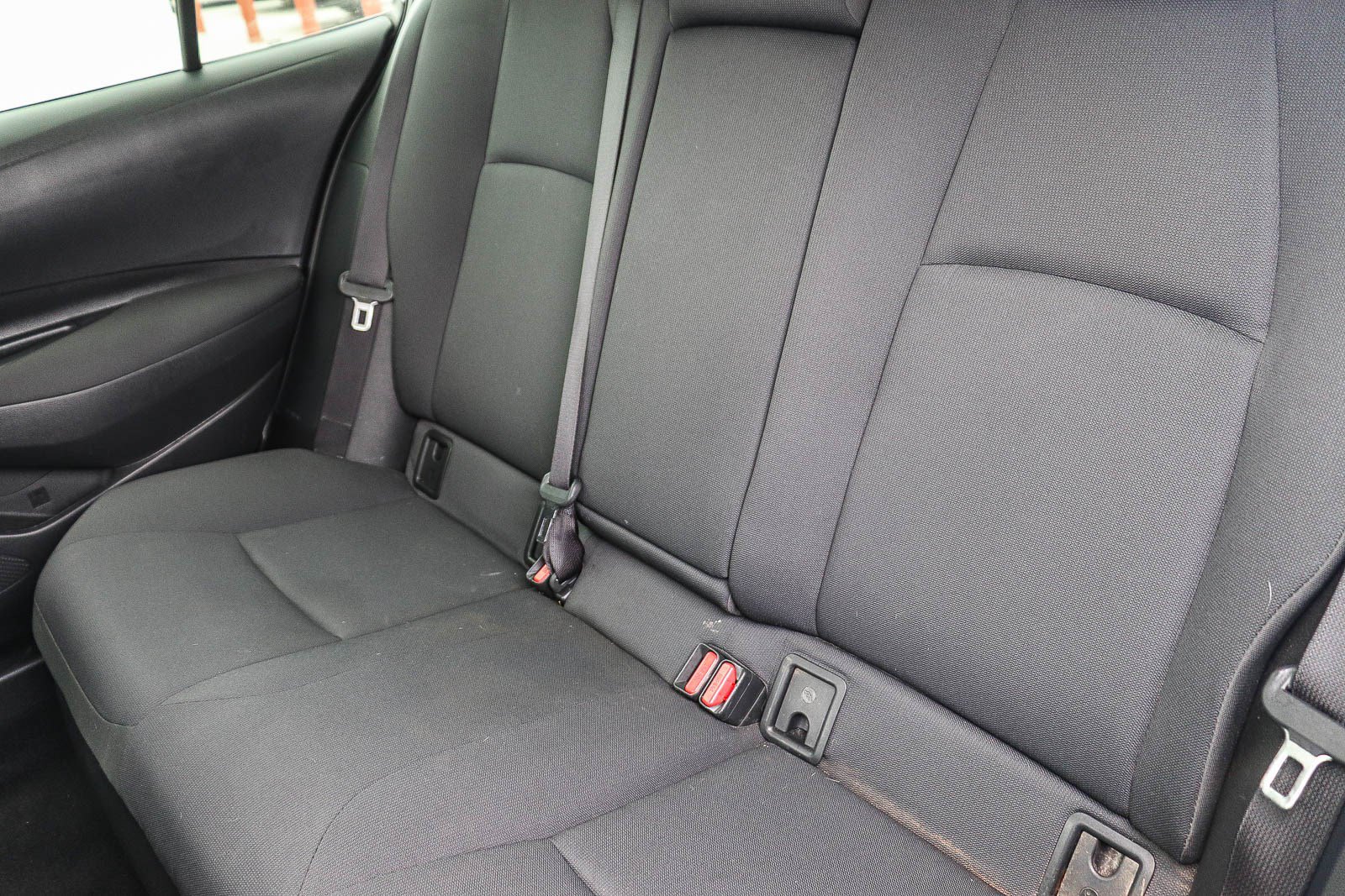 Certified 2025 Toyota Corolla LE FWD image 18